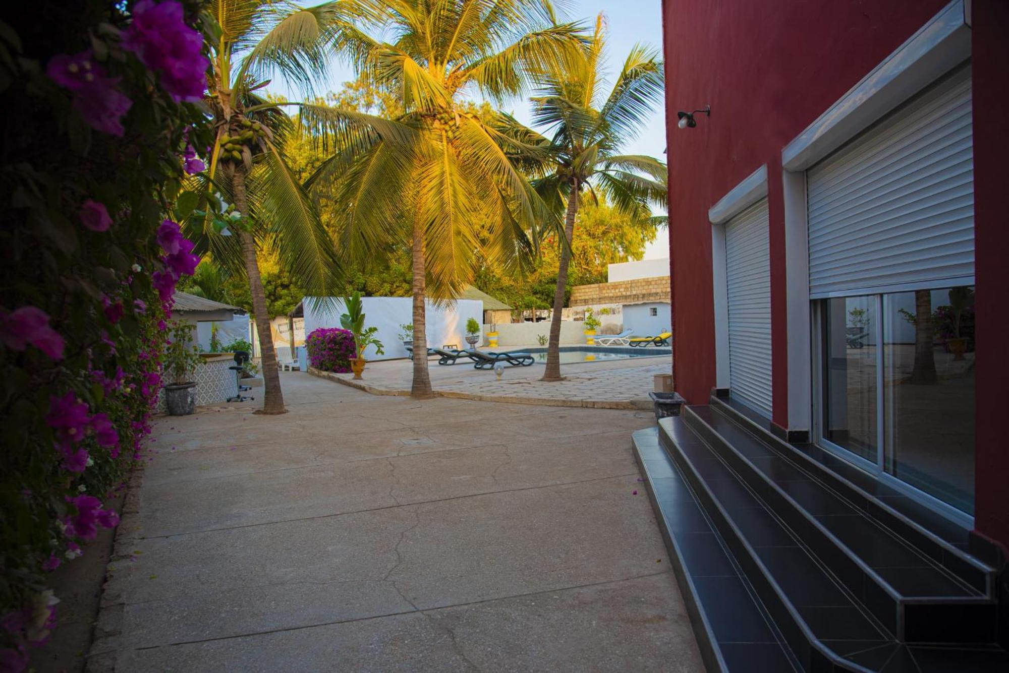 Chambres D'Hotes Villa Luciana Saly Bilik gambar